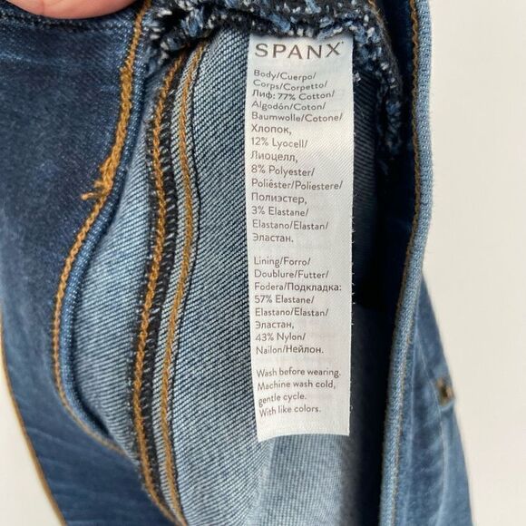 Spanx Pull-On Distressed Raw Edge Hem Skinny Jeans Medium - Picture 8 of 8
